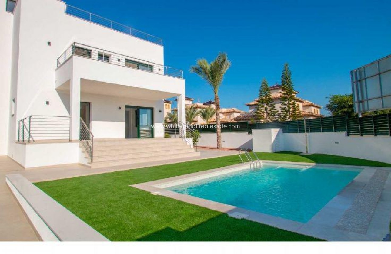 New Build - Villa  - La Marina - La Marina / El Pinet