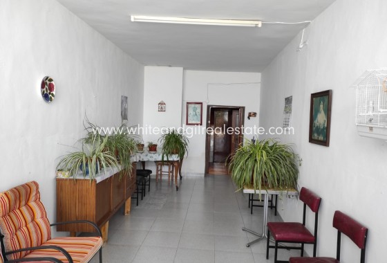 Venta - Chalet / Villa - Yecla