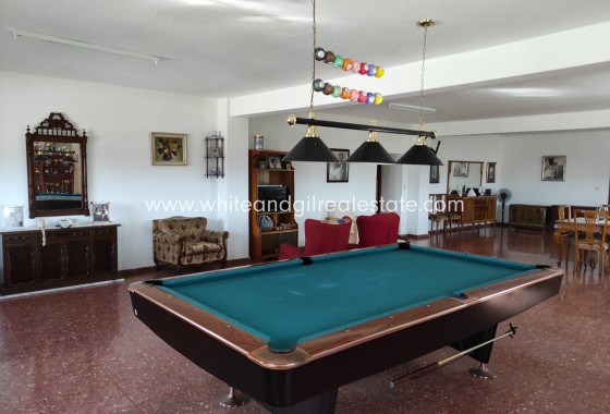 Venta - Chalet / Villa - Yecla