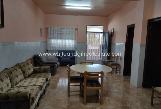 Venta - Chalet / Villa - Yecla