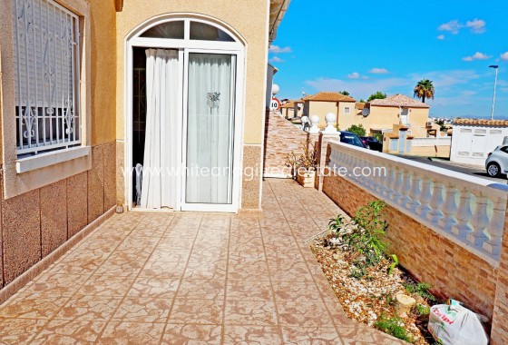 Sale - Bungalow - Torrevieja - Los Balcones - Los Altos del Edén