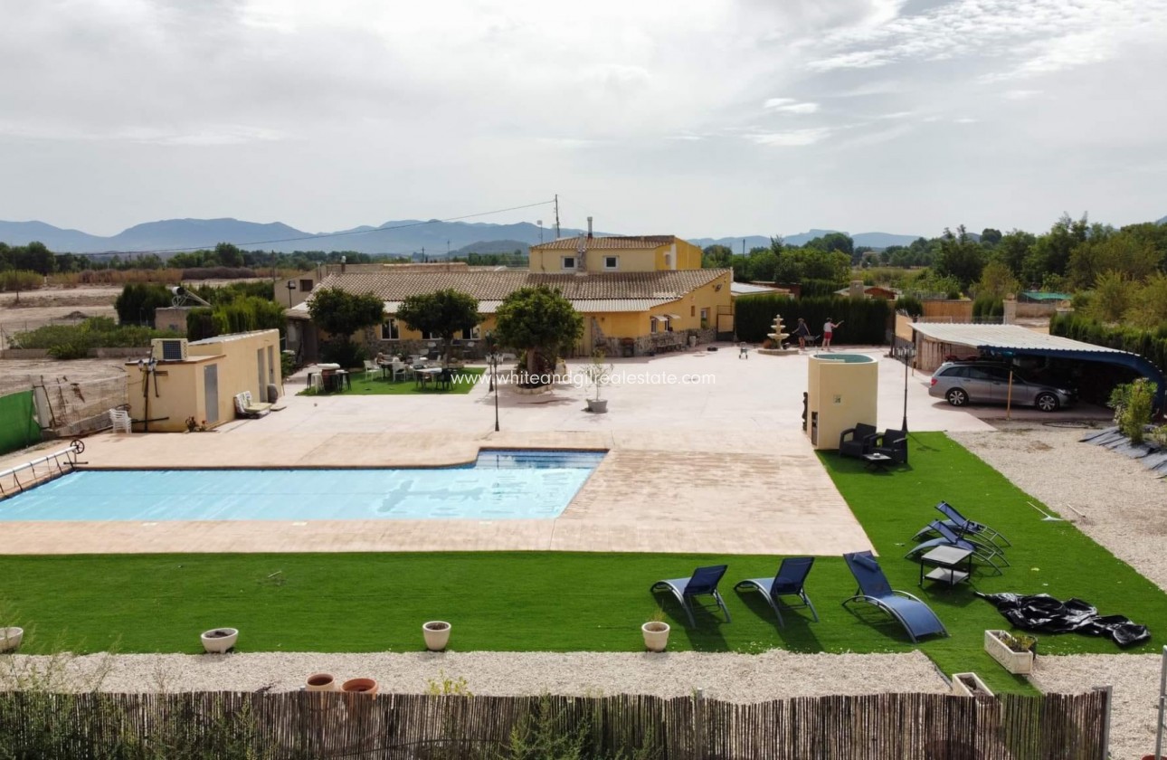 Venta - Chalet / Villa - Villena