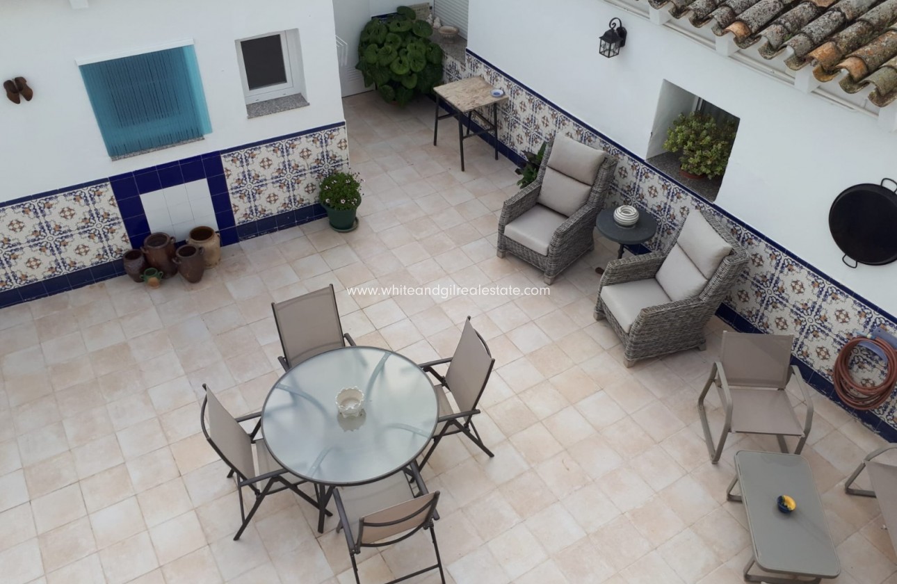 Venta - Chalet / Villa - Villena