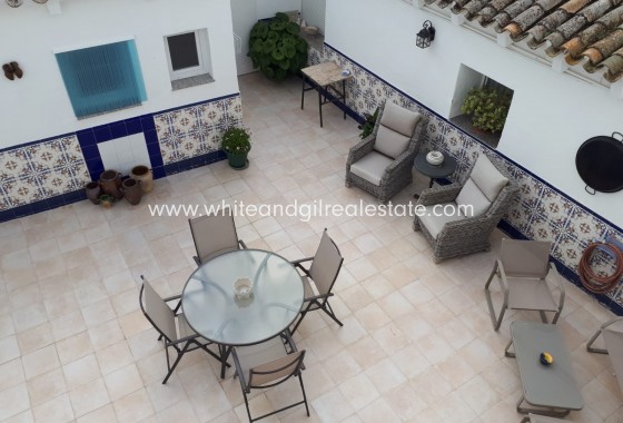 Venta - Chalet / Villa - Villena