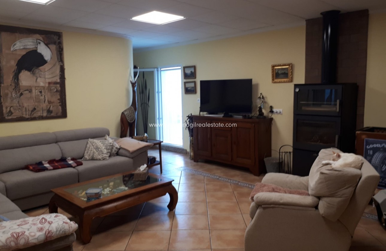 Venta - Chalet / Villa - Villena