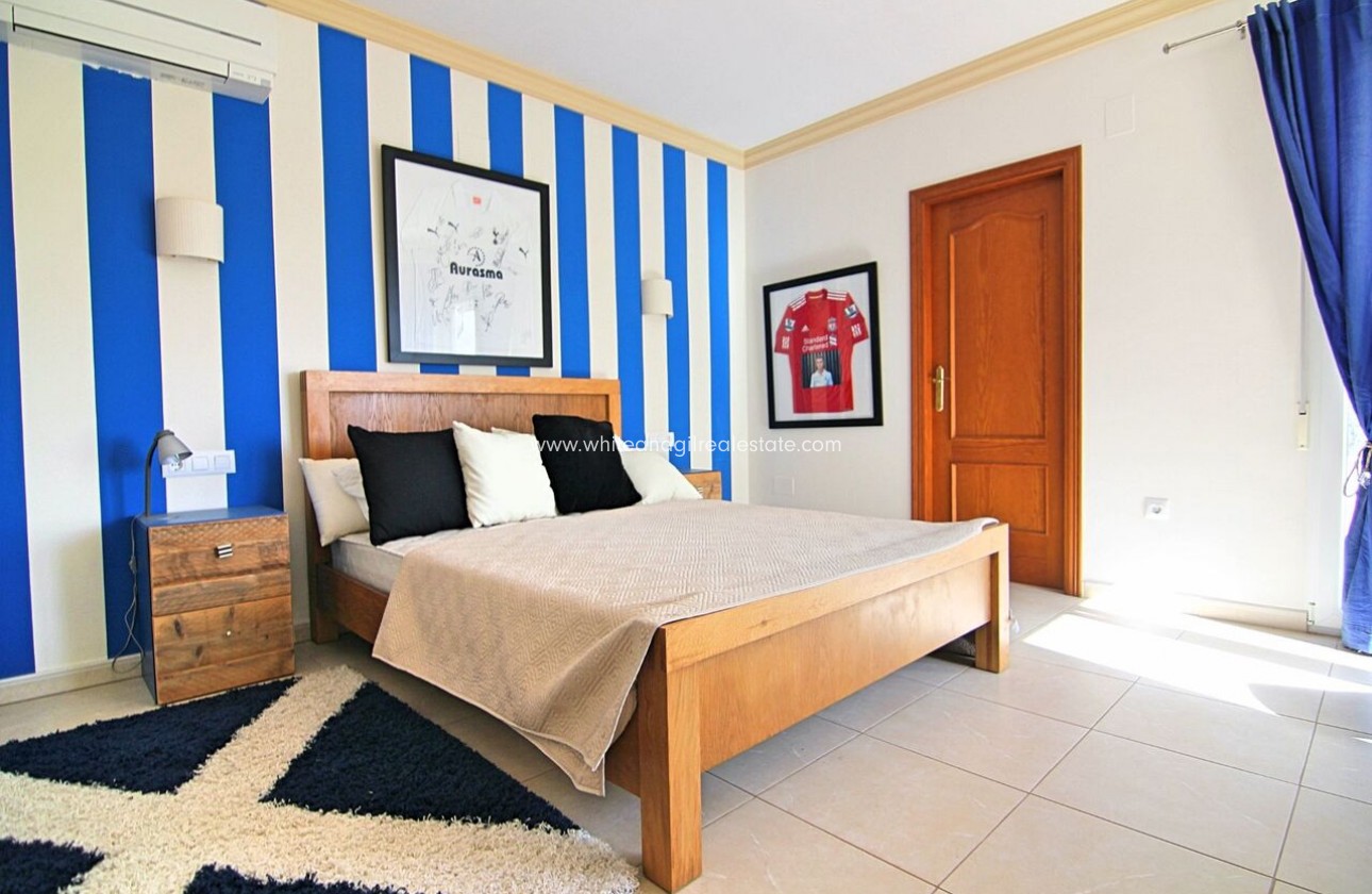 Sale - Villa  - Jávea - Javea