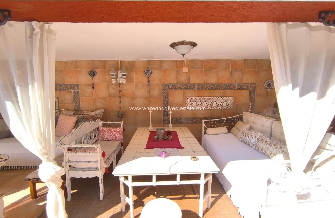 Sale - Villa  - Monovar - Edge of town