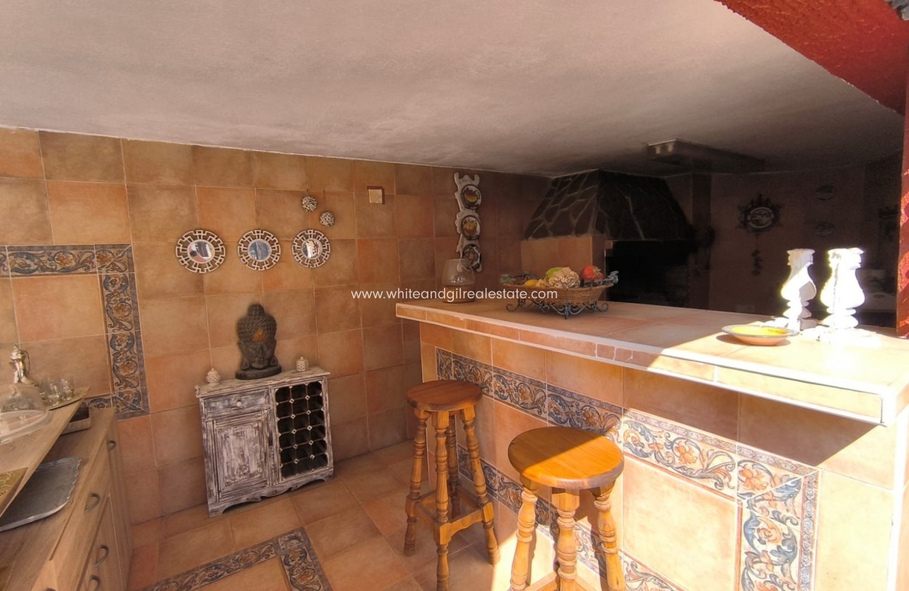 Sale - Villa  - Monovar - Edge of town