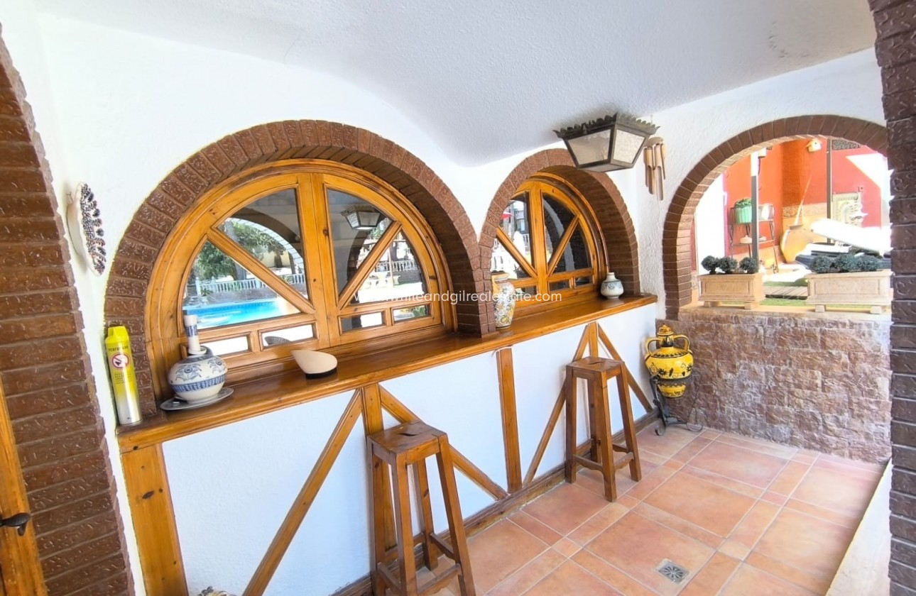 Sale - Villa  - Monovar - Edge of town