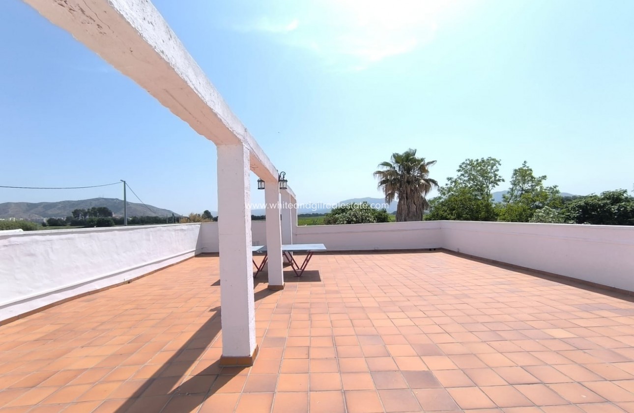 Sale - Villa  - Villena - Rural location