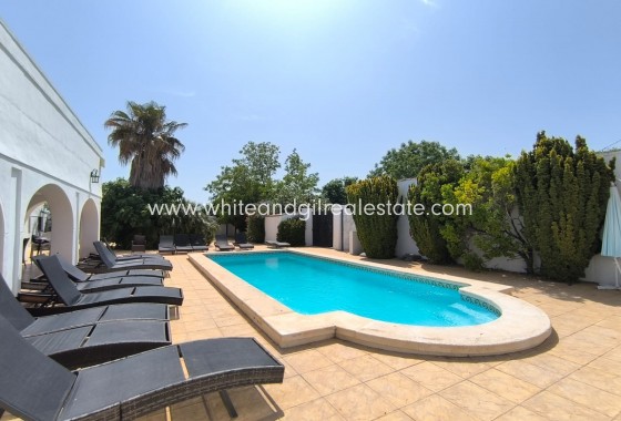 Sale - Villa  - Villena - Rural location