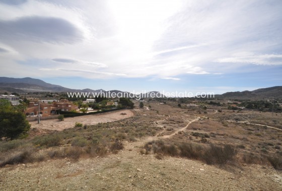 Sale - Country house  - Monovar - Rural location