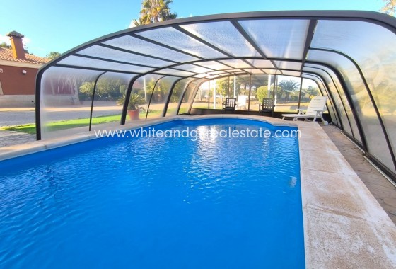 Sale - Villa  - Yecla - Edge of town