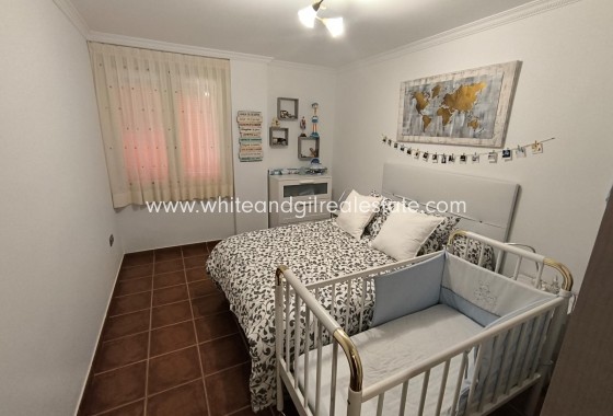 Sale - Villa  - Yecla - Edge of town