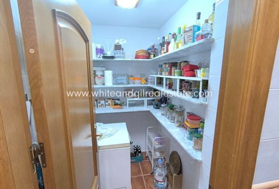 Sale - Villa  - Yecla - Edge of town