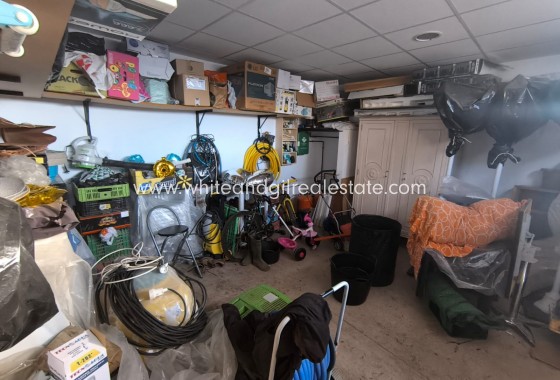 Sale - Villa  - Yecla - Edge of town