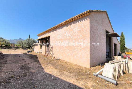 Sale - Country house  - Villena - Rural location