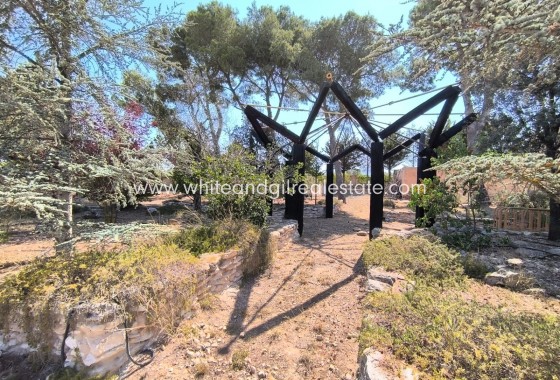 Sale - Country house  - Villena - Rural location