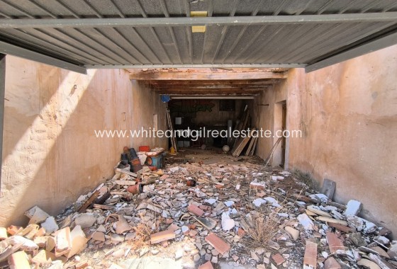 Sale - Country house  - Villena - Rural location