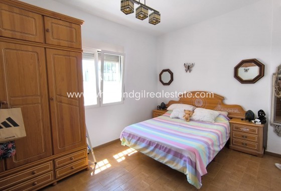 Sale - Villa  - Yecla - Edge of town