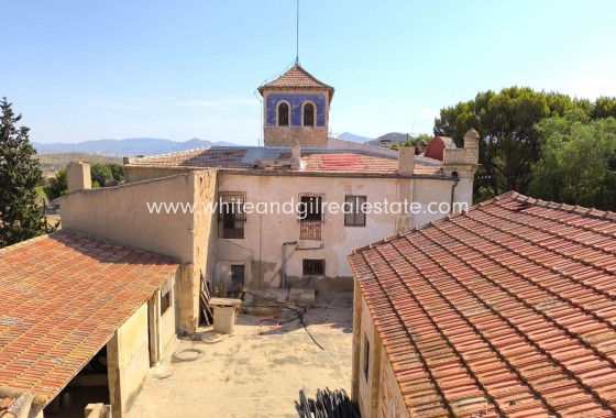 Sale - Country house  - Monovar - Rural location