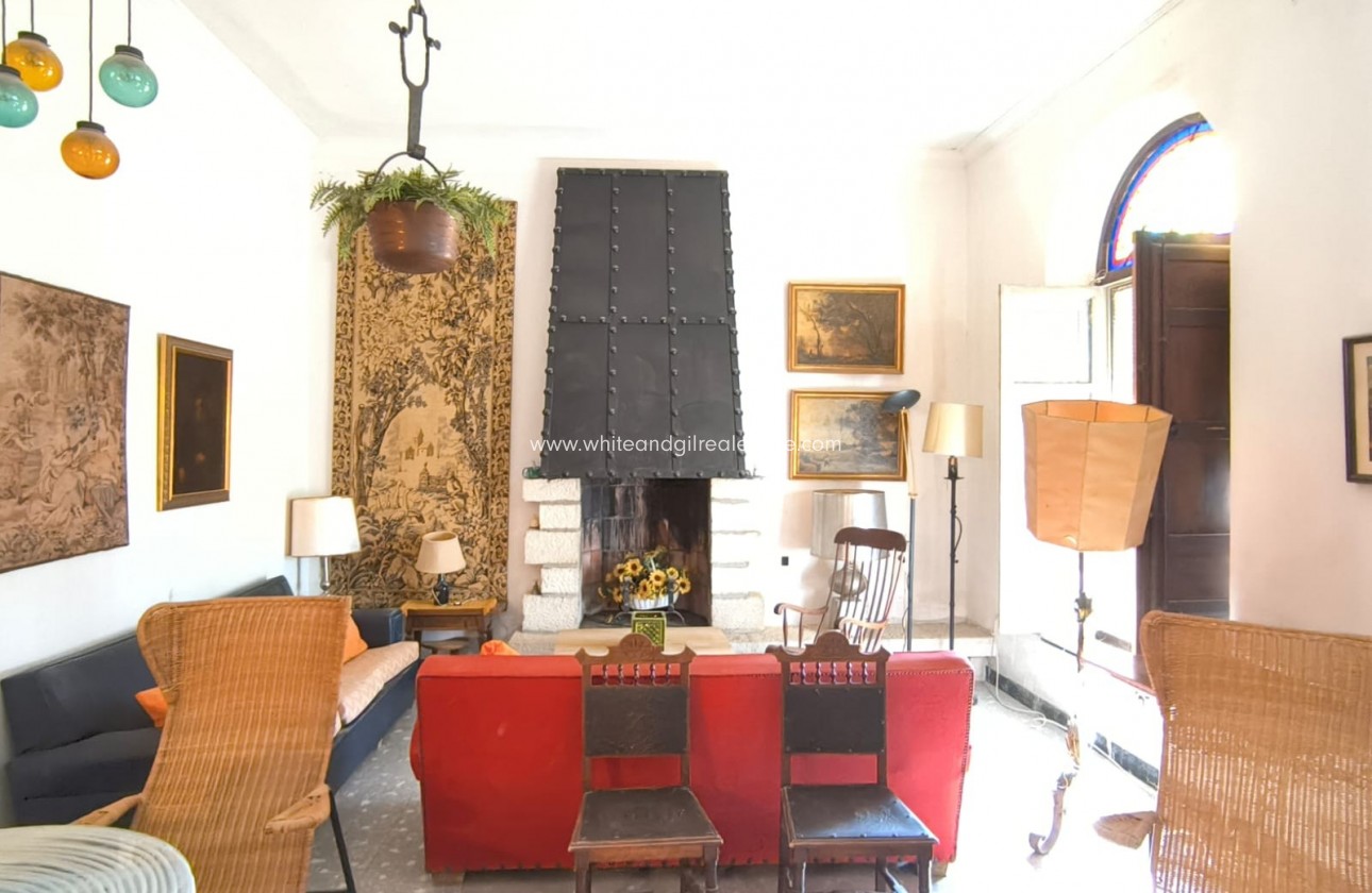 Sale - Country house  - Monovar - Rural location