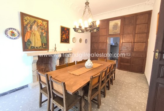 Sale - Country house  - Monovar - Rural location