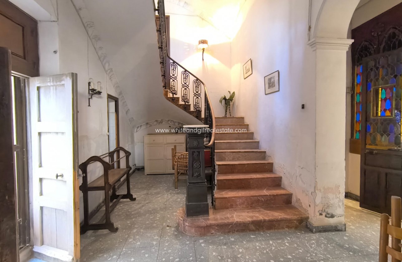 Sale - Country house  - Monovar - Rural location