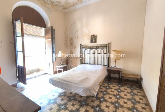 Sale - Country house  - Monovar - Rural location