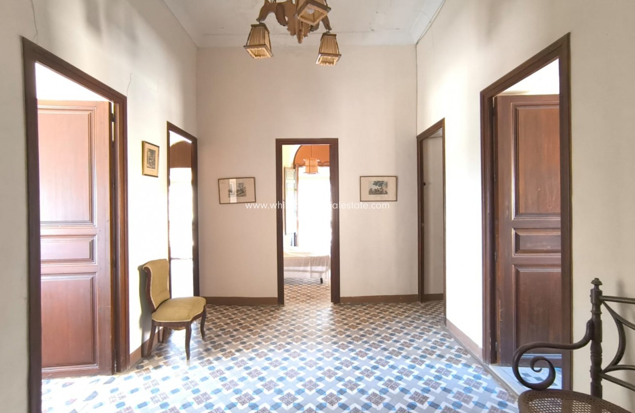 Sale - Country house  - Monovar - Rural location