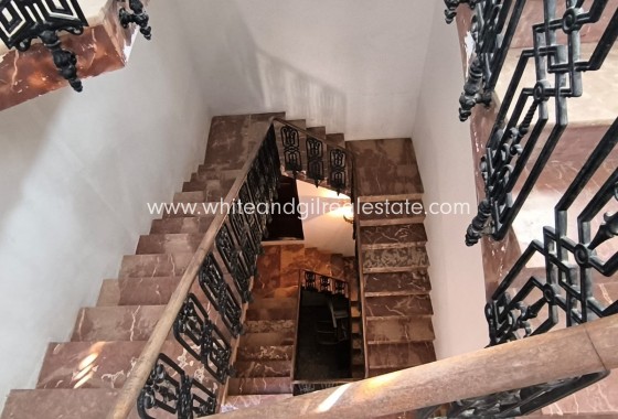 Sale - Country house  - Monovar - Rural location