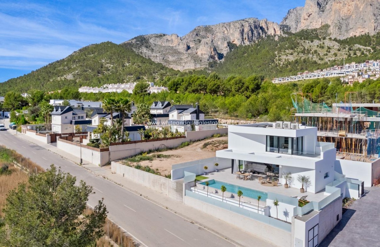 New Build - Villa  - Polop - Urbanizaciones