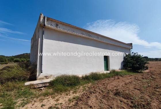 Sale - Country house  - Yecla - Rural location