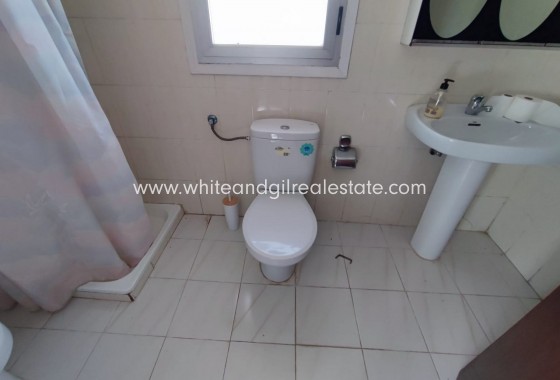 Sale - Country house  - Yecla - Rural location