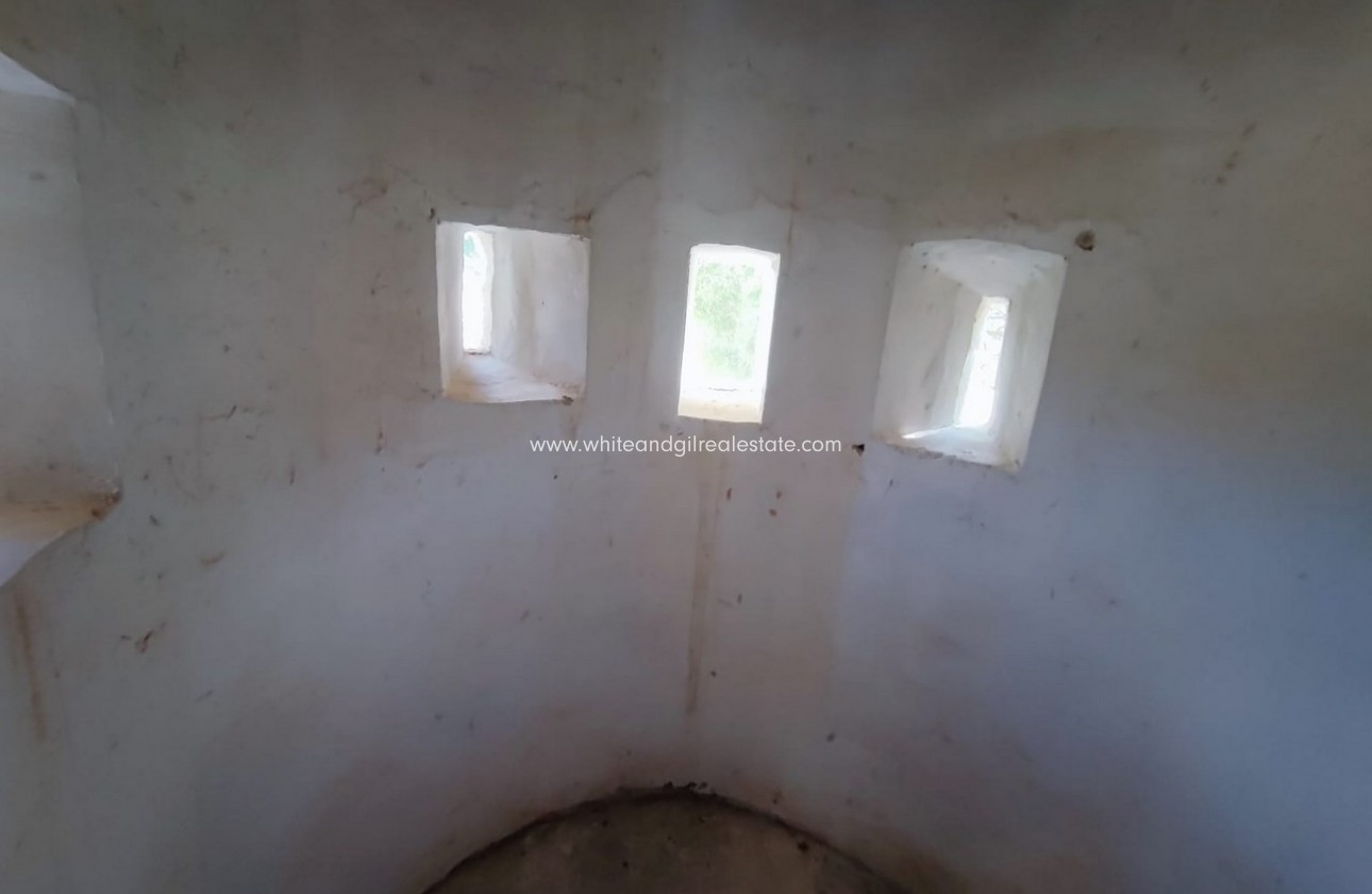 Sale - Country house  - Yecla - Rural location