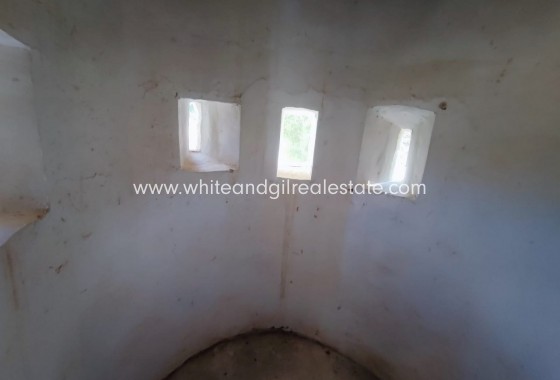 Sale - Country house  - Yecla - Rural location