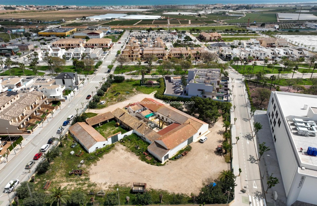 New Build - Villa  - Pilar de la Horadada - parques de Andromeda