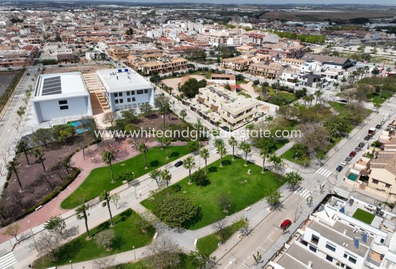 New Build - Villa  - Pilar de la Horadada - parques de Andromeda