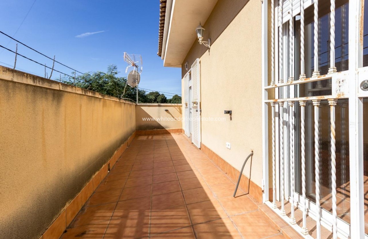 Sale - Villa  - Elda - Urban location