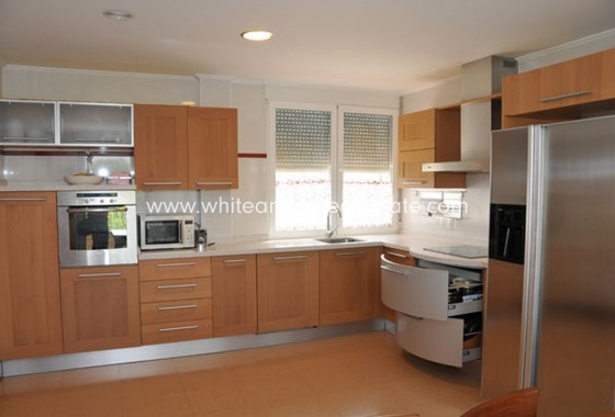 Sale - Country house  - Yecla