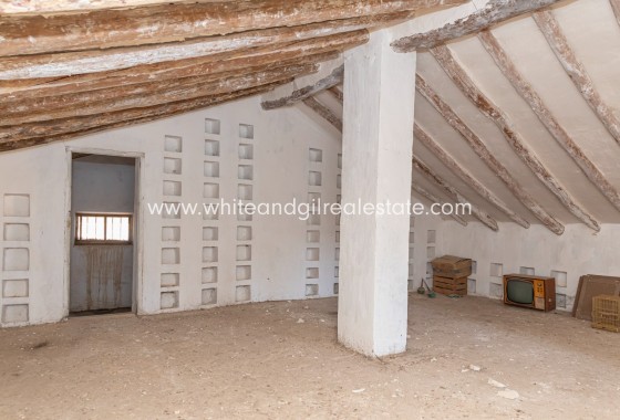 Sale - Villa  - Yecla