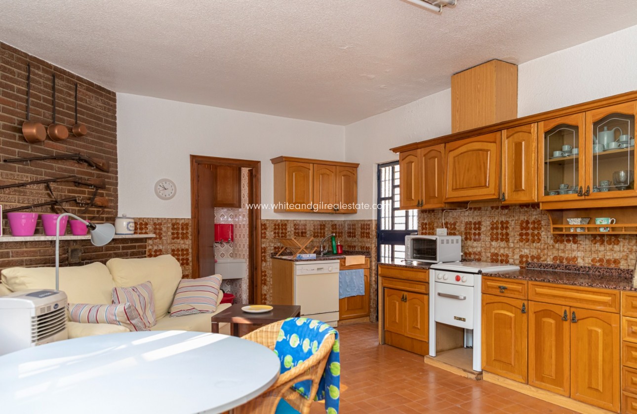 Sale - Villa  - Yecla