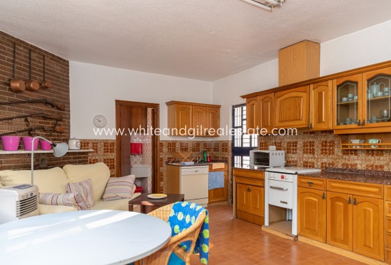 Sale - Villa  - Yecla