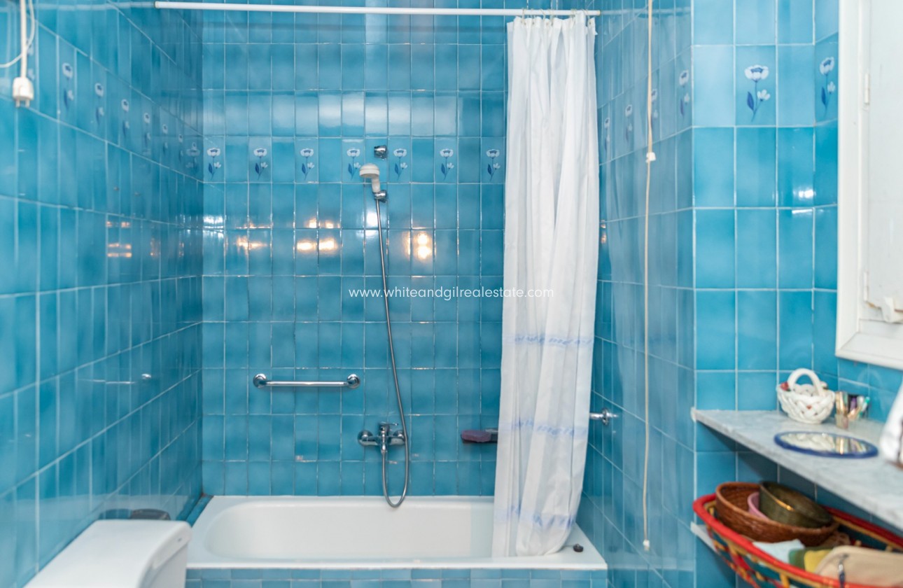 Sale - Villa  - Yecla