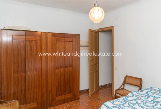 Sale - Villa  - Yecla