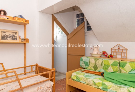 Sale - Villa  - Yecla