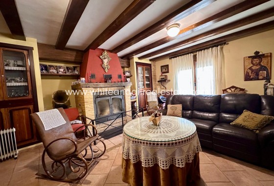 Sale - Villa  - Yecla - Rural location