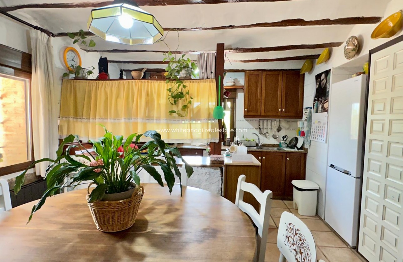 Sale - Villa  - Yecla - Rural location