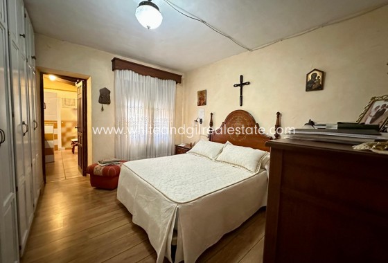 Sale - Villa  - Yecla - Rural location