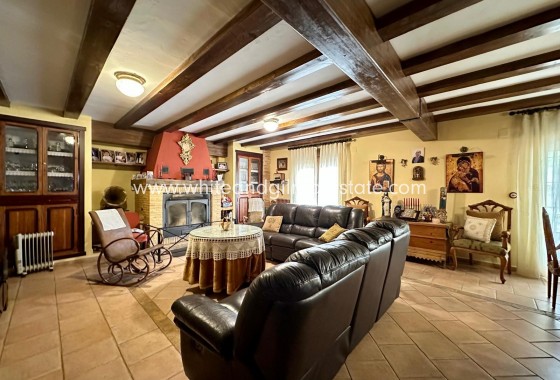 Sale - Villa  - Yecla - Rural location